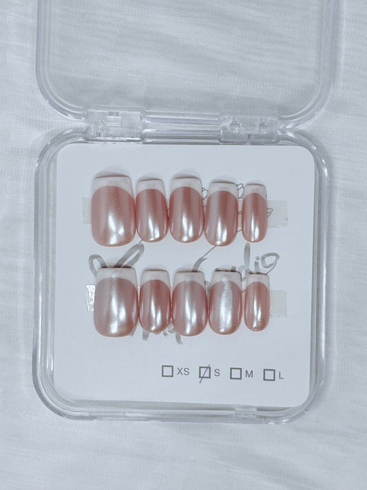 Aurora Pink French