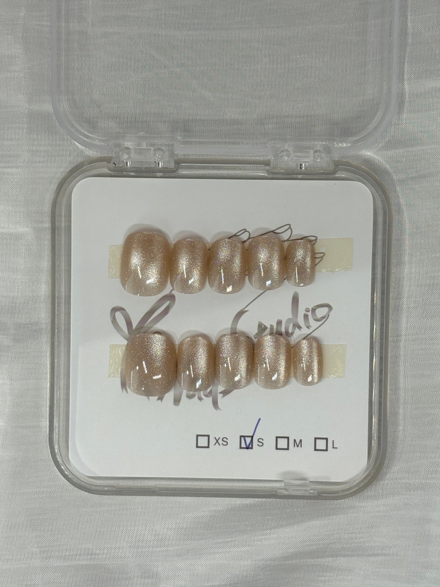 Plain Cat Eye - Short