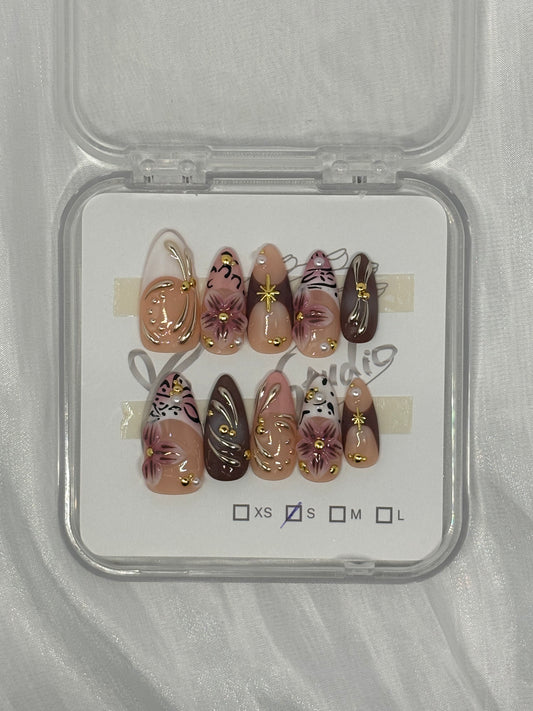 Brown Flowers - Almond