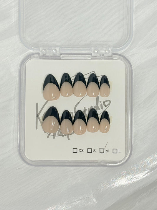 Black French - Almond Shape - Size M